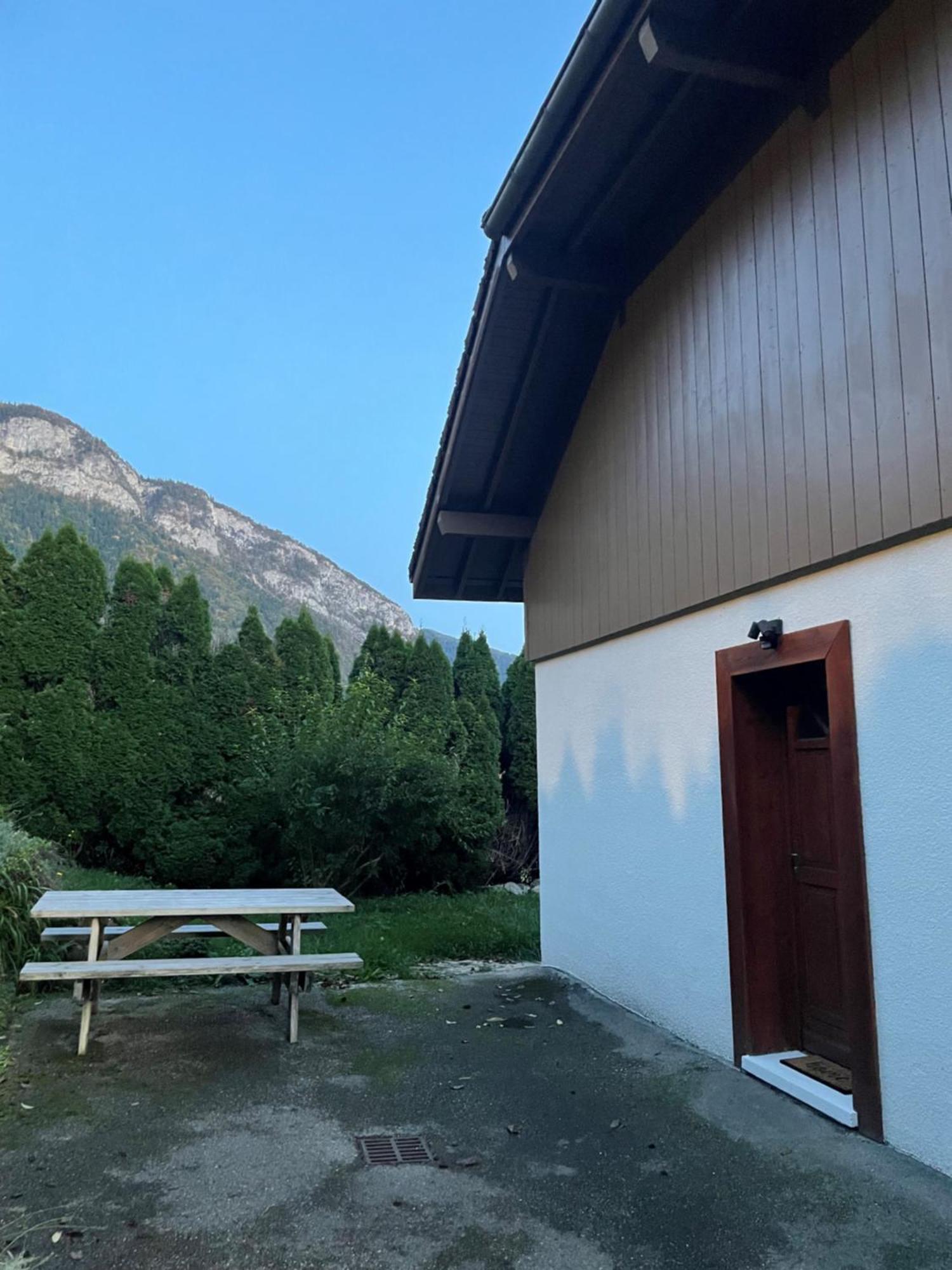 Appartement Entre Lac Et Montagnes Thônes Exterior foto